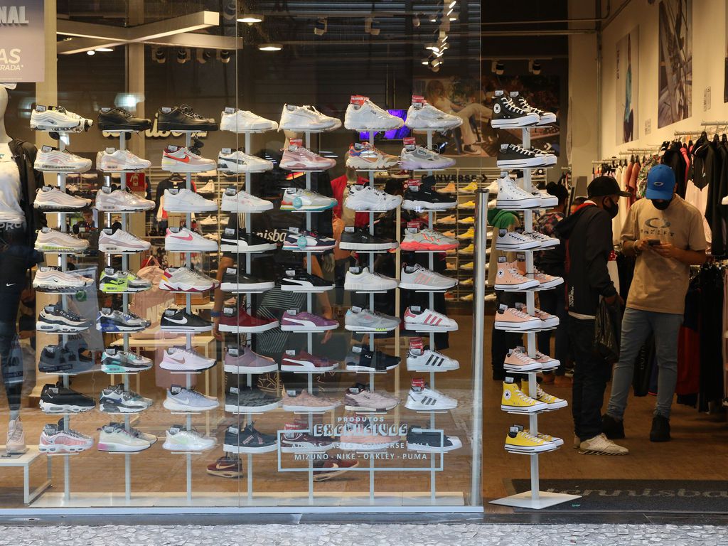 Comércio cresce 0,5% em fevereiro e atinge maior patamar da história João Santos