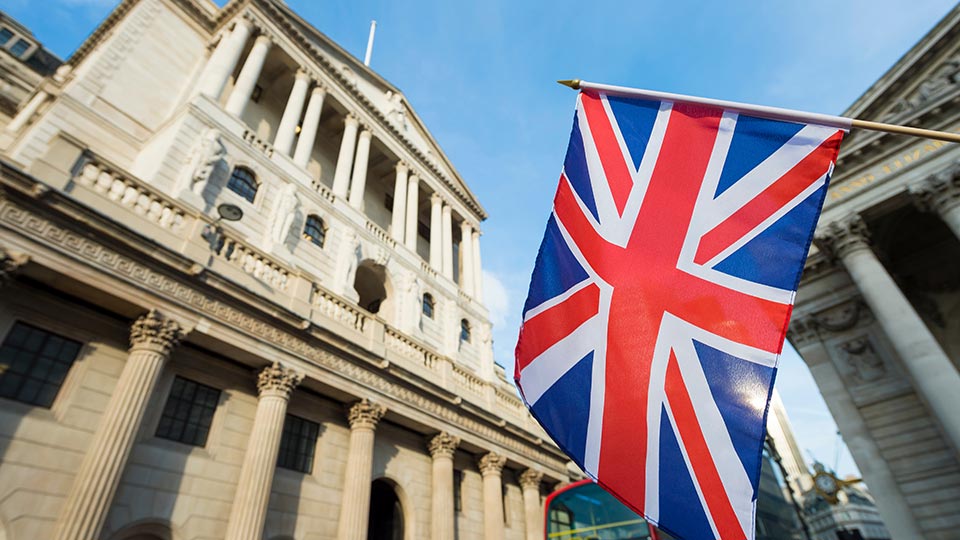 Banco da Inglaterra mantém juro básico e prevê PIB levemente maior no 3º tri tatiana.vaz