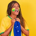 Torcedora com camisa do Brasil. Foto: Adobe Stock