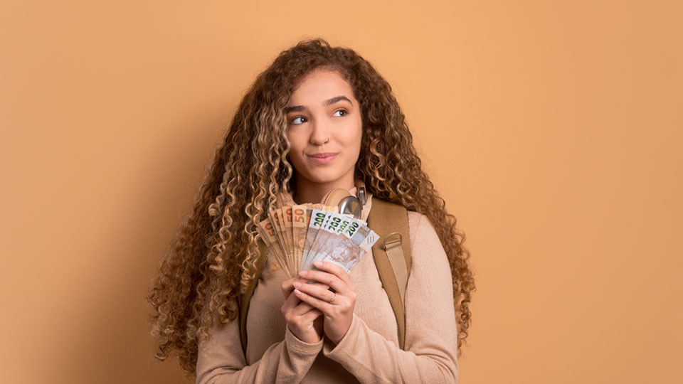 Mulheres representam 34% entre os investidores do Tesouro Direto e 43% na renda fixa João Santos