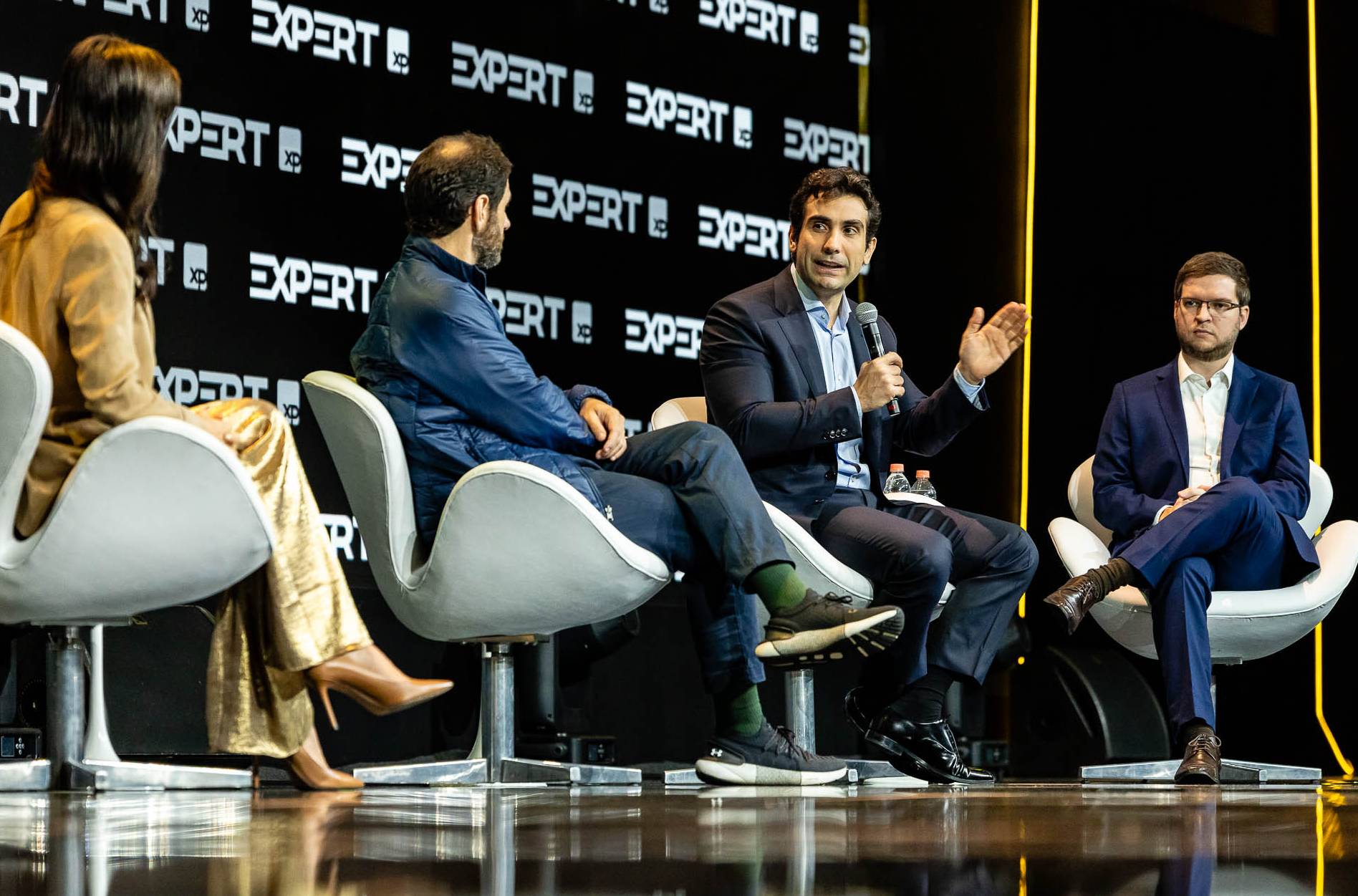 Galípolo: Ata do Copom virou discussão de escalação da seleção brasileira marilia.almeida