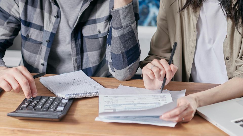 Endividados têm até domingo para limpar o nome com desconto; veja como Daniela Frabasile