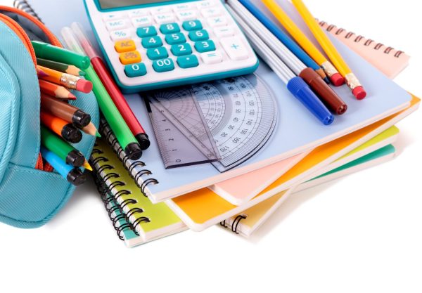 Matrícula, alimentação, mensalidade, extras: como se planejar para as despesas escolares Maeli Prado