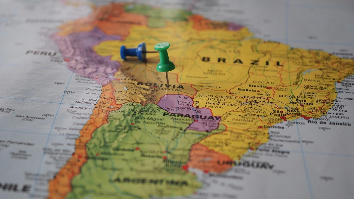 Quais são as oportunidades e os riscos para o crescimento econômico da América Latina? João Santos