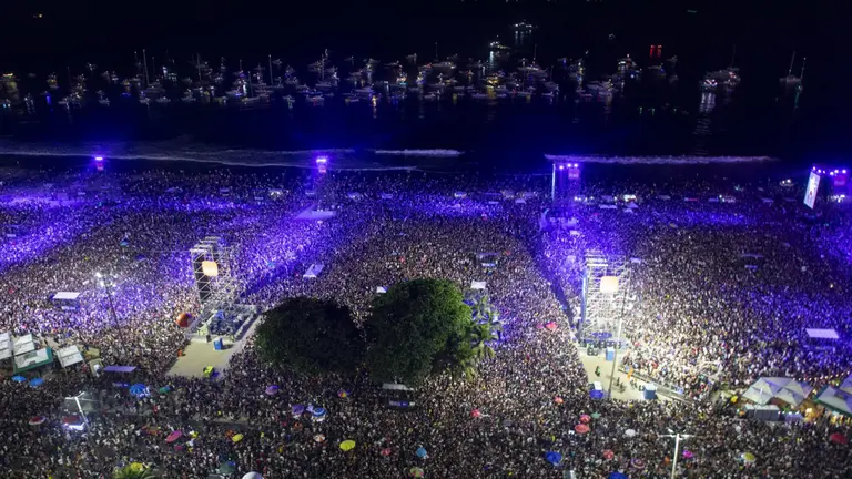 Estimativa de público na praia é de 1,6 milhão de pessoas - Alexandre Macieira/Riotur