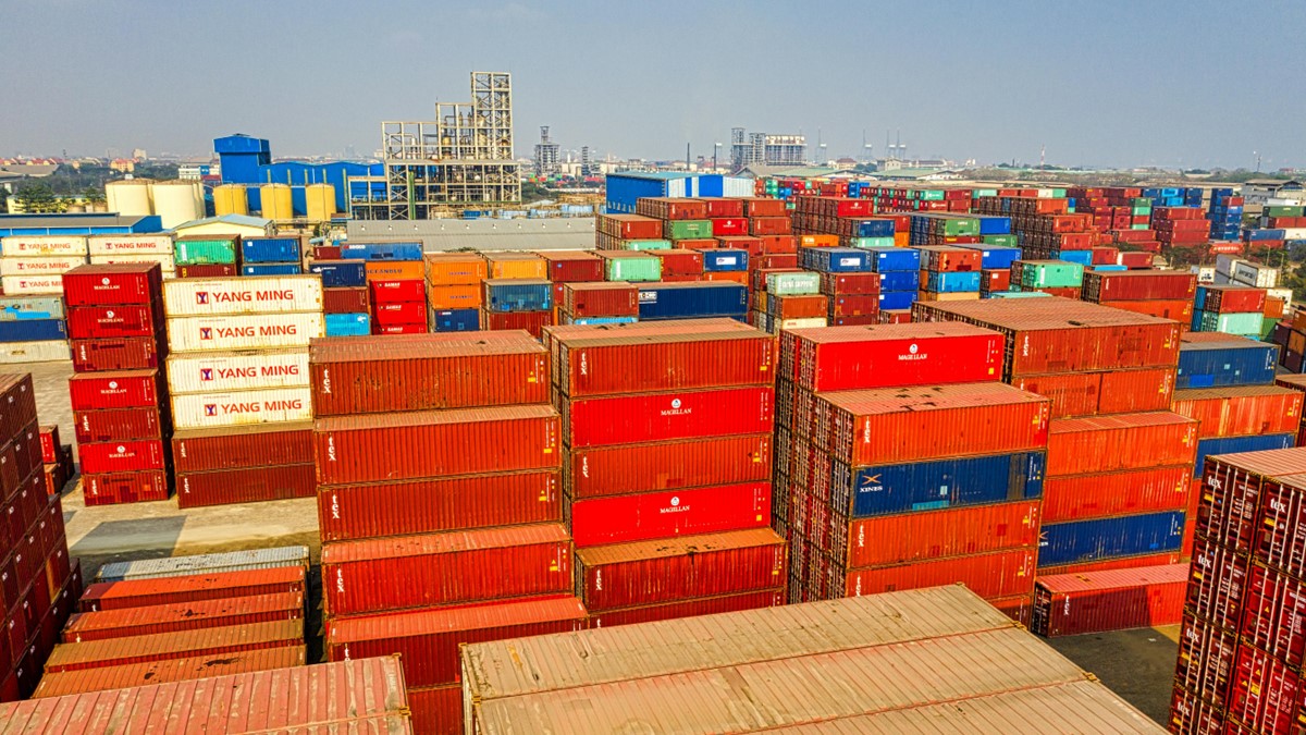 Mercados hoje: investidores repercutem acordo entre EUA e China Daniela Frabasile