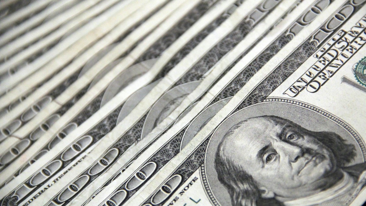 Mercados hoje: novas tarifas de Trump e produção industrial do Brasil estão no radar victor.rsilva