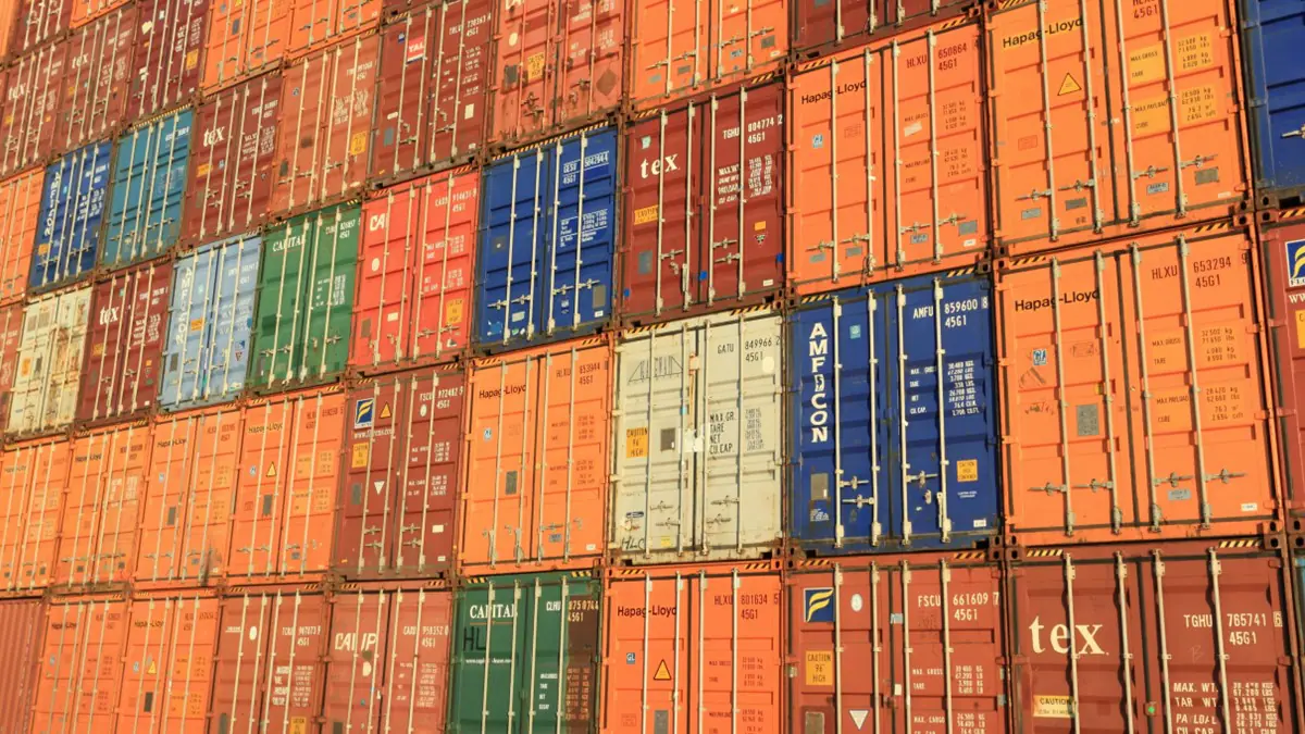 O impacto à economia brasileira como um todo ainda é incerto, mas o efeito das tarifas sobre as ações de empresas de alguns setores foi relevante. Foto: Pexels
