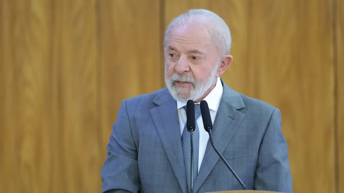 Em Seul, Lula anuncia acordos comerciais com a Coreia do Sul João Santos