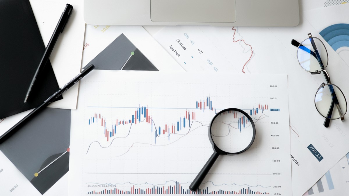 Com investimento de R$ 300 por mês, em quanto tempo terei R$ 500 mil? Daniela Frabasile