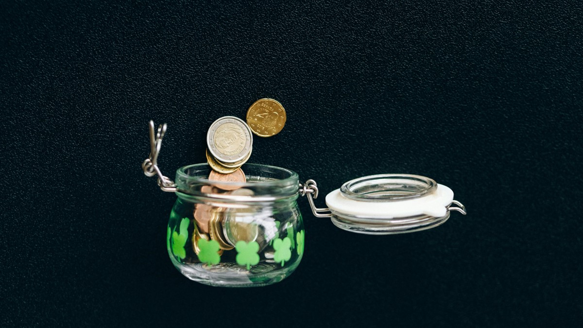 Como receber uma renda passiva de R$ 1 mil com a Selic a 15% Daniela Frabasile