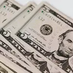 Dólar chegou a ser negociado a R$ 5,29 nesta terça-feira (23). Foto: Pexels