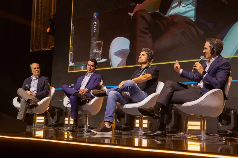 Gestores discutem perspectivas para investimentos em renda variável na Expert XP 2026. Foto: Divulgação