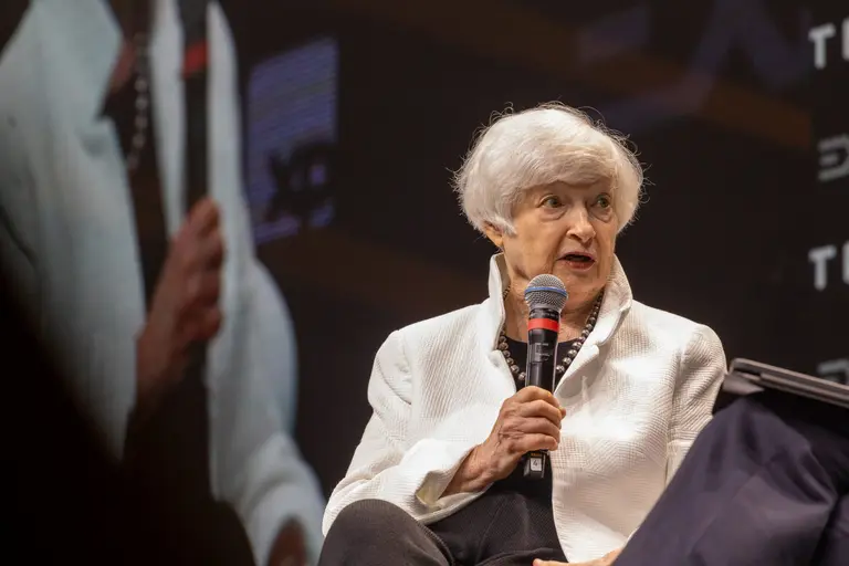 Janet Yellen, ex-secretária do Tesouro dos EUA e ex-presidente do Fed, em palestra na Expert XP 2026. Foto: Paulo Bareta/Expert XP 2026