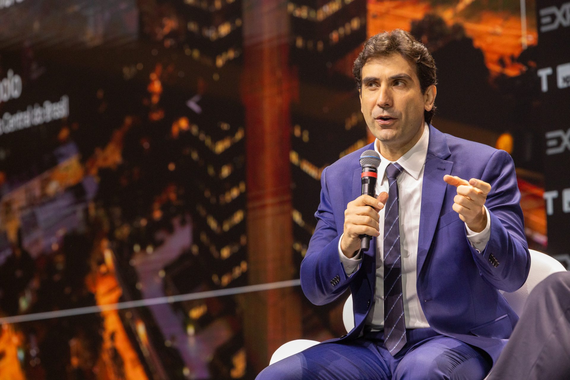 Galípolo: O principal item que deve pressionar a inflação no longo prazo é a IA João Santos