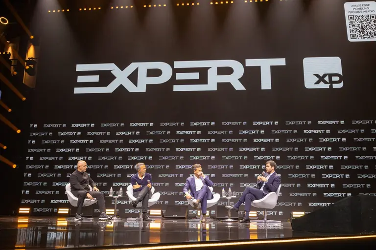 Gestores debatem oportunidades para investimentos na Expert XP. Foto: Paulo