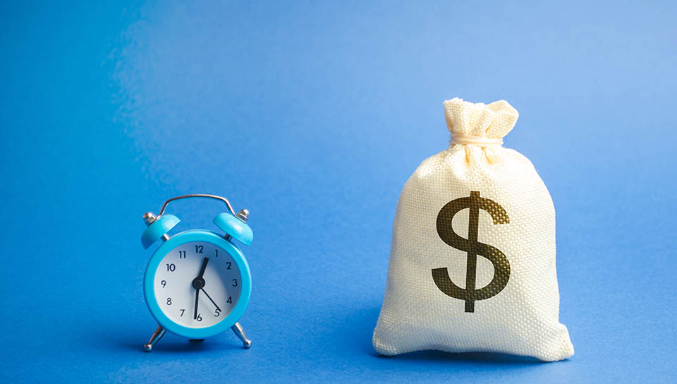 Ofertas subsequentes na B3 captaram R$ 22 bilhões no primeiro semestre João Santos